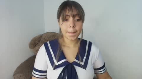 emma_grayys online show from January 6, 6:17 am