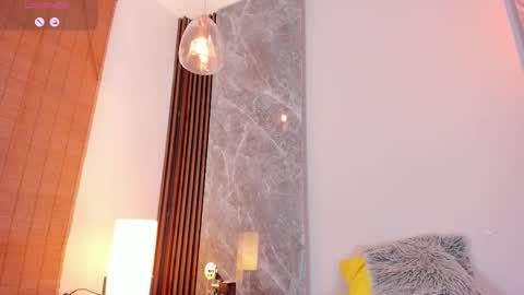 Emma online show from October 1, 4:06 am