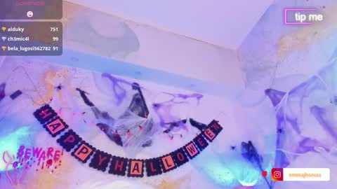 Snapshot of emma_jhoons chatting on October 8, 11:47 am emma_jhoons online show from October 8, 11:47 am