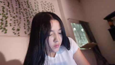 Snapshot of emma_johnson_ chatting on October 27, 1:56 am emma_johnson_ online show from October 27, 1:56 am