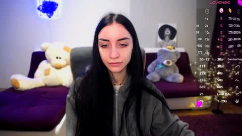 Emma online show from December 17, 9:17 am