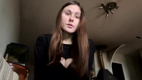 Snapshot of emma_just chatting on February 9, 8:22 am emma_just online show from February 9, 8:22 am