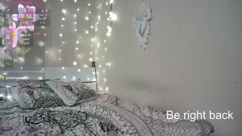 Snapshot of emma_just chatting on October 4, 7:47 am emma_just online show from October 4, 7:47 am