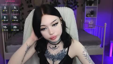 emma_kirks online show from November 25, 11:12 am