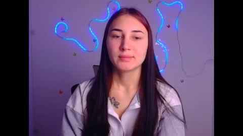 Snapshot of emma_loon chatting on March 4, 1:06 pm Emma online show from March 4, 1:06 pm