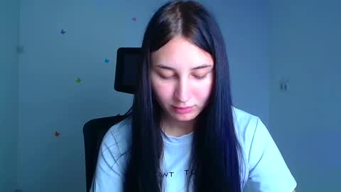 Snapshot of emma_loon chatting on September 11, 5:19 am Emma online show from September 11, 5:19 am