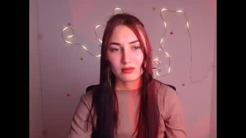 Snapshot of emma_loon chatting on March 8, 6:35 pm Emma online show from March 8, 6:35 pm