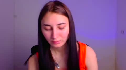 Snapshot of emma_loon chatting on January 12, 12:23 pm Emma online show from January 12, 12:23 pm