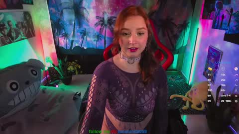 Snapshot of emma_luna059 chatting on March 6, 9:09 pm LUNA online show from March 6, 9:09 pm