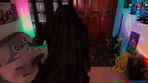 Snapshot of emma_luna059 chatting on December 30, 8:47 pm LUNA online show from December 30, 8:47 pm