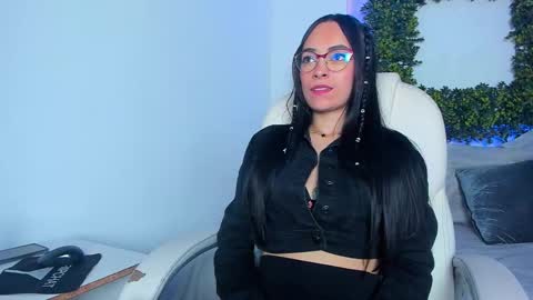 Emma  online show from October 11, 2:53 pm