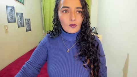  emma luxy online show from December 29, 5:53 am