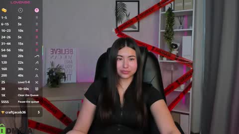 Emma online show from October 23, 10:10 am