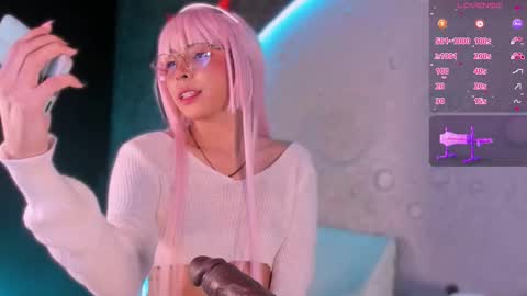 Snapshot of emma_nakamura chatting on October 31, 10:30 am online show from October 31, 10:30 am