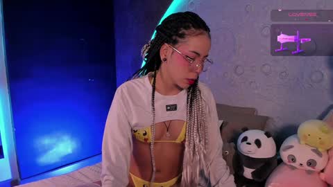     online show from January 7, 10:01 am