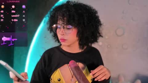 Snapshot of emma_nakamura chatting on September 24, 10:36 am online show from September 24, 10:36 am