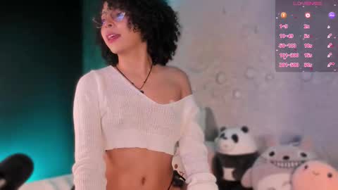 Snapshot of emma_nakamura chatting on October 23, 10:32 am online show from October 23, 10:32 am