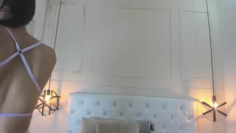 Emma online show from February 5, 11:44 am