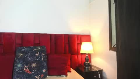 Emma rosse online show from October 4, 6:08 am