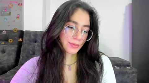 Emma online show from March 1, 1:00 am