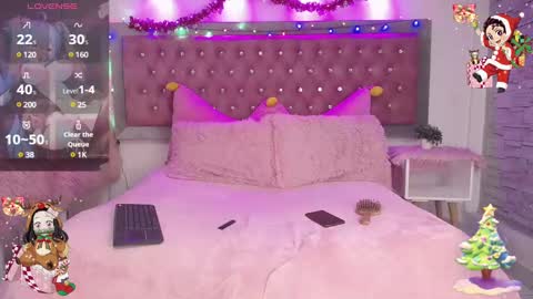 Snapshot of emma_wilder chatting on December 18, 8:57 pm neko online show from December 18, 8:57 pm