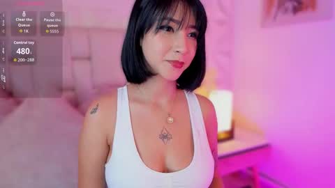 emma_woods__ online show from October 10, 8:03 pm