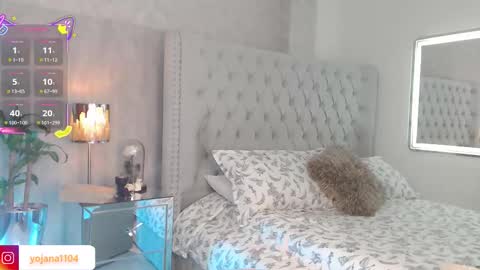 zoe  online show from October 14, 9:06 pm