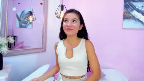 Emma  online show from November 21, 8:00 pm