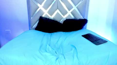 Emma online show from March 17, 7:51 pm