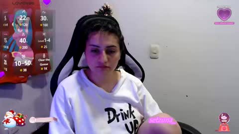 Snapshot of emmaamartinez chatting on December 5, 11:40 pm modelo independente online show from December 5, 11:40 pm