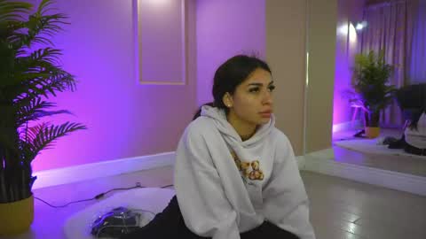 emmablanco online show from April 27, 5:15 am