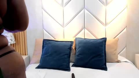 EmmaBrantt  online show from December 3, 3:53 am