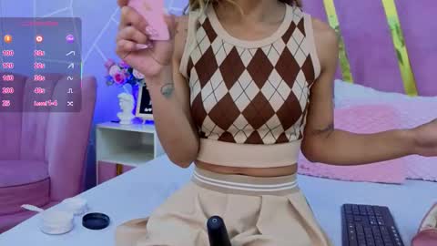 Snapshot of emmacortez chatting on September 19, 12:26 pm emma cortez online show from September 19, 12:26 pm