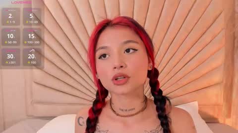           online show from November 8, 12:43 pm