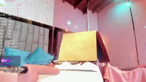 Snapshot of emmaduque chatting on March 6, 6:16 pm Emma Duque online show from March 6, 6:16 pm