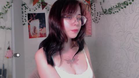 Emma online show from October 8, 2:21 pm