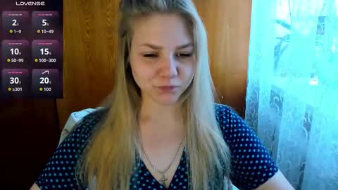 Snapshot of emmafrizea chatting on September 21, 1:32 pm Hello Im newMake me cumPVT 12tk for min ALL INCLUSIVE online show from September 21, 1:32 pm