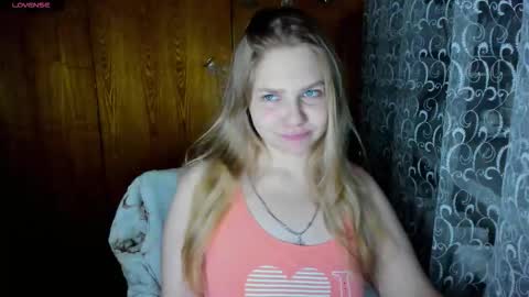 Snapshot of emmafrizea chatting on October 21, 9:19 pm Hello Im newMake me cumPVT 12tk for min ALL INCLUSIVE online show from October 21, 9:19 pm