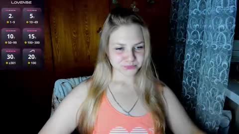 Snapshot of emmafrizea chatting on September 23, 8:40 pm Hello Im newMake me cumPVT 12tk for min ALL INCLUSIVE online show from September 23, 8:40 pm