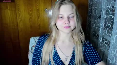 Snapshot of emmafrizea chatting on October 8, 6:34 pm Hello Im newMake me cumPVT 12tk for min ALL INCLUSIVE online show from October 8, 6:34 pm