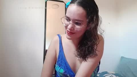 Emma online show from June 1, 4:41 pm