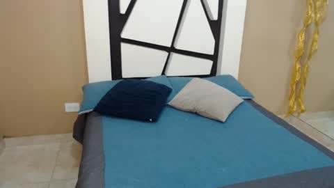    online show from January 4, 2:25 am