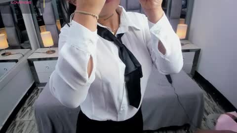 Snapshot of emmahill1 chatting on October 18, 11:24 am EMMA HILL online show from October 18, 11:24 am