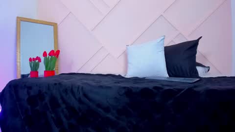 Snapshot of emmajohanson chatting on September 24, 10:42 pm emmajohanson online show from September 24, 10:42 pm