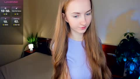 Snapshot of emmalaflame chatting on December 24, 8:27 pm Emma day Wendy night online show from December 24, 8:27 pm