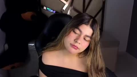 Emma online show from March 8, 10:52 am