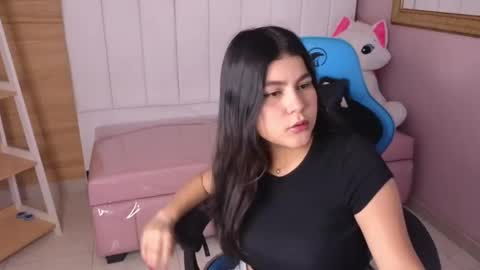 Emma online show from January 23, 4:38 pm