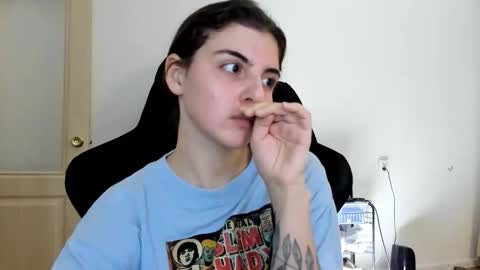 Emma online show from November 11, 4:15 pm