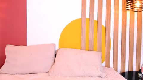 Snapshot of emmanaughty_ chatting on October 11, 10:23 pm emmanaughty_ online show from October 11, 10:23 pm