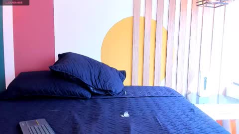 Snapshot of emmanaughty_ chatting on September 12, 7:10 pm emmanaughty_ online show from September 12, 7:10 pm